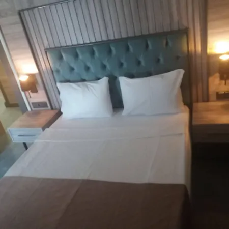 Hotel Rodinn Park 2*